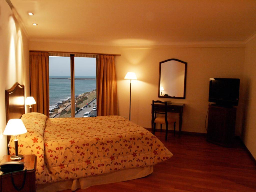Hotel Amsterdam Mar del Plata Phòng bức ảnh